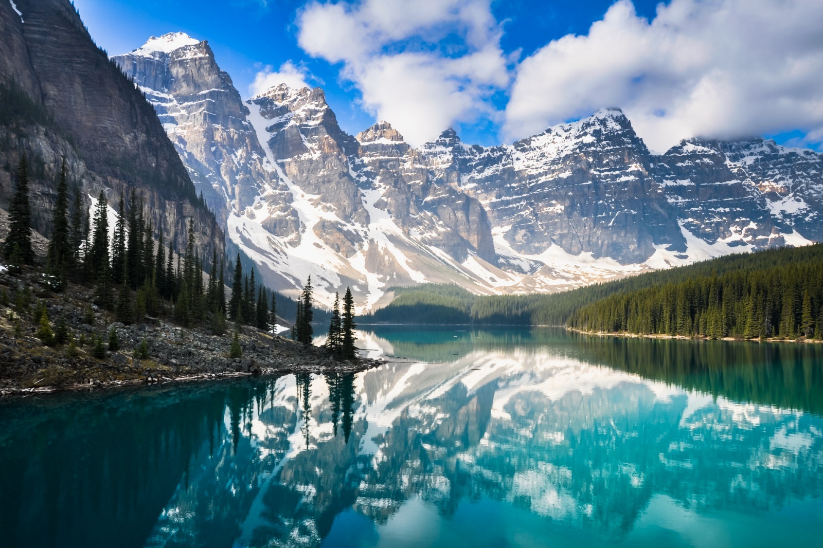 カナダの風景 モレーン湖 カナダガイド